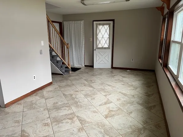 1217B Canal Ave #B, Manahawkin, NJ 08050