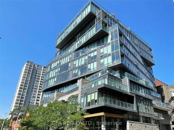 15 Beverley St #810, Toronto, ON M5T 0B3