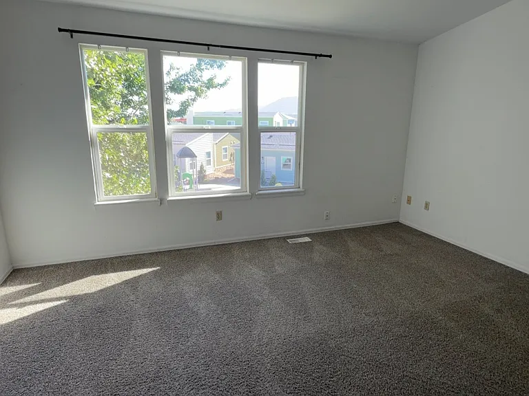 954 Brant Hollow Ct — Photo 15