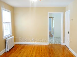 8401 Greenwood Ave APT 4, Takoma Park, MD 20912