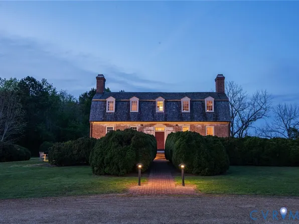 1425 Twiggs Ferry Rd, Hartfield, VA 23071