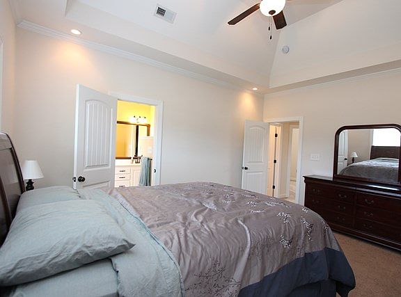 5th image of 103 King James Way