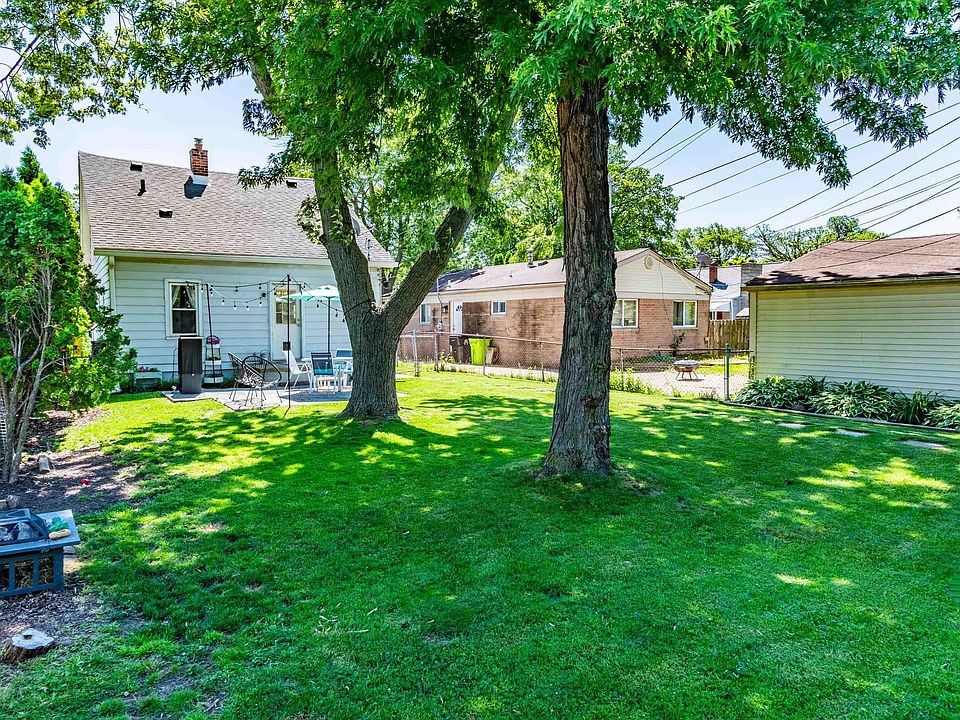 27547 Brinker St, photo 21