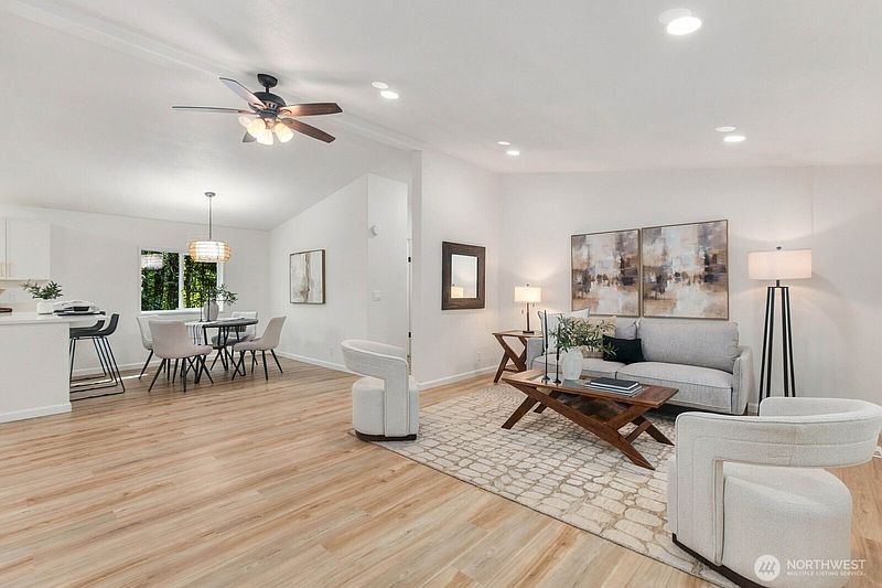 5th image of 104 Roppert Road
