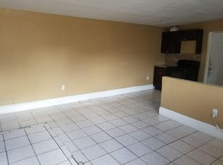 1240 NW 31st St #3, Miami, FL 33142