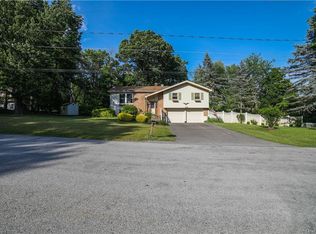 9 Leeland Rd, Newburgh, NY 12550