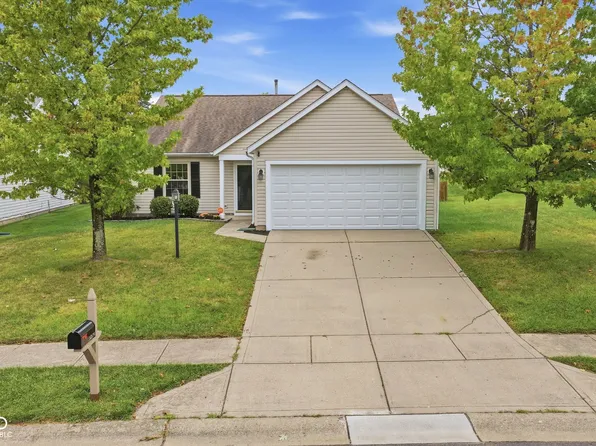 12174 Split Granite Dr, Fishers, IN 46037