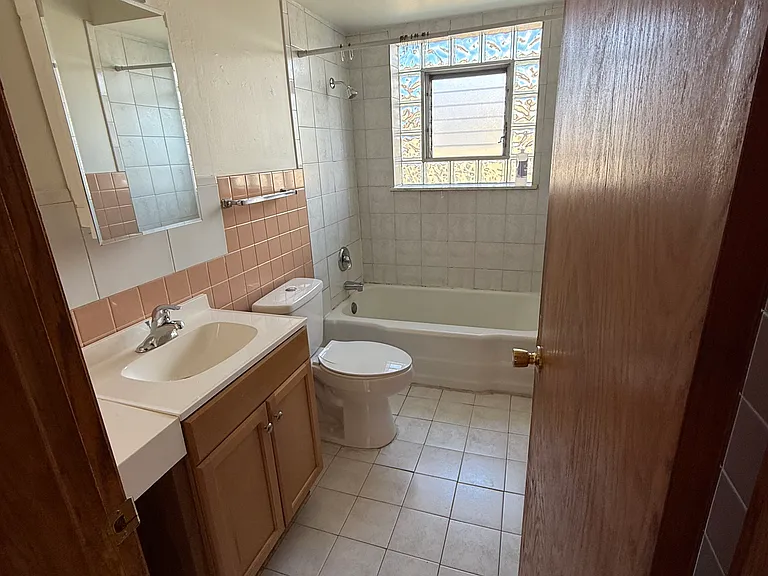 7522 W Lawrence Ave #1 — Photo 3