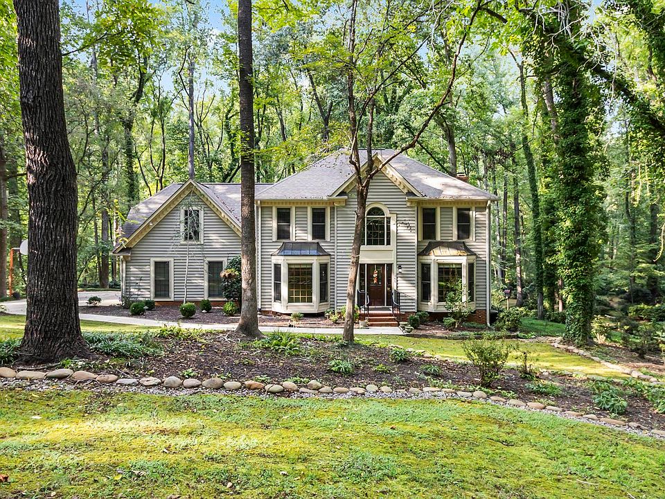 1st image of 105 Old Forest Ln