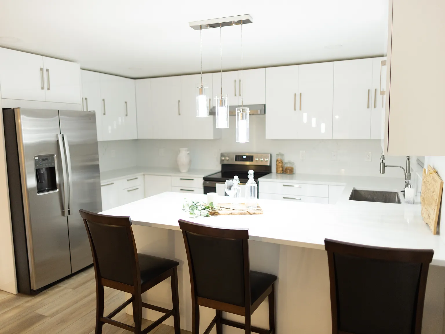 3 bed, 1800 sqft, $3,499 — Photo 3
