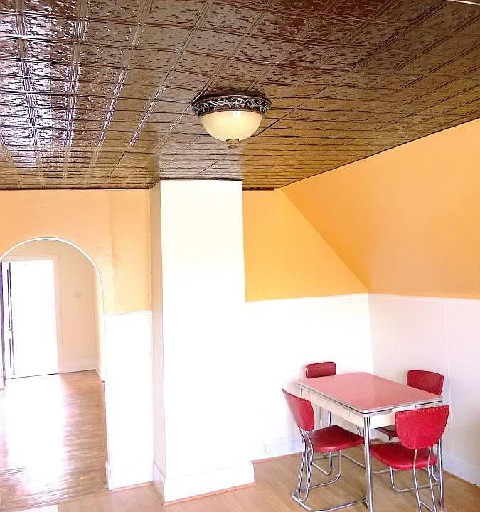 1st image of 734 Ashland Ave #3