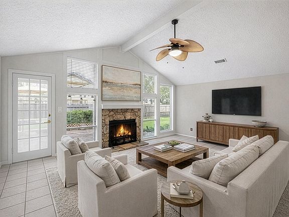 2nd image of 24919 Bovington Dr
