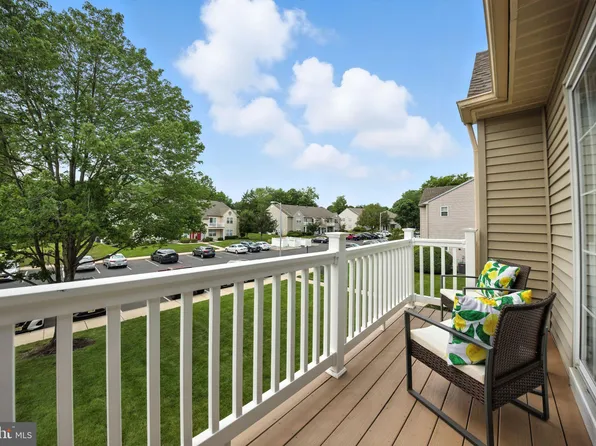 84 Crestmont Dr, Mantua, NJ 08051