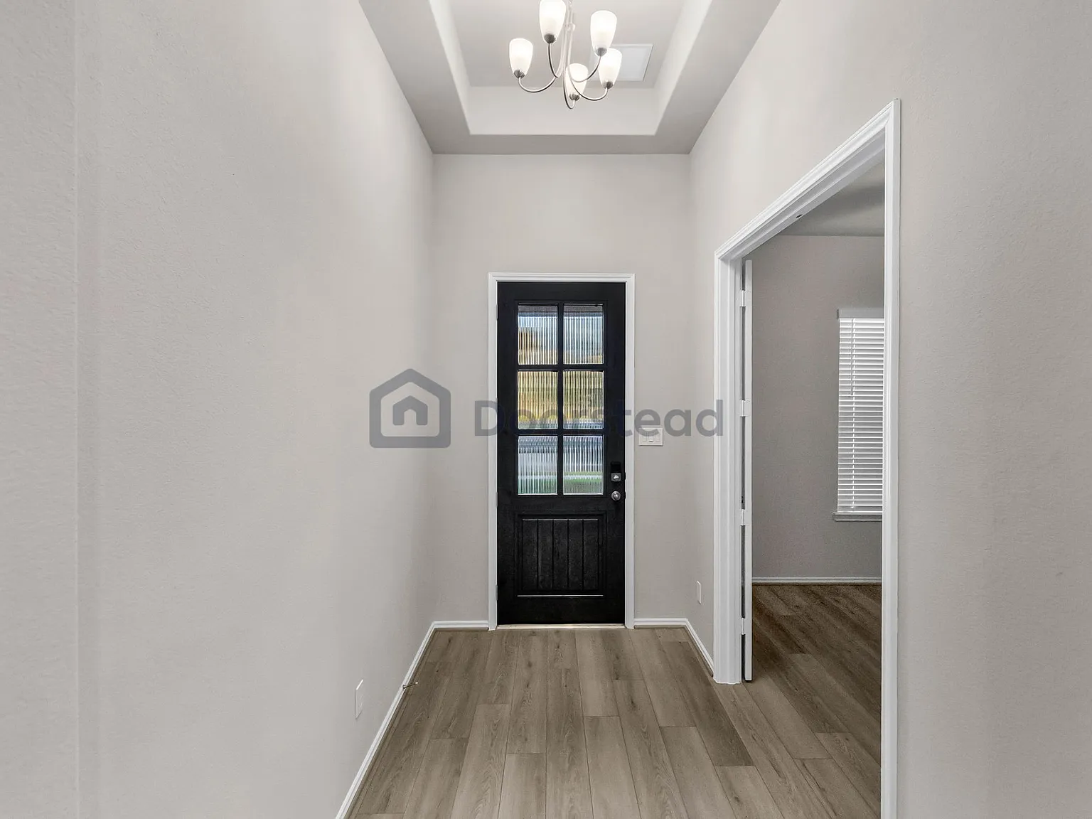 4 bed, 3.0 bath, 2250 sqft, $3,000 — Photo 3