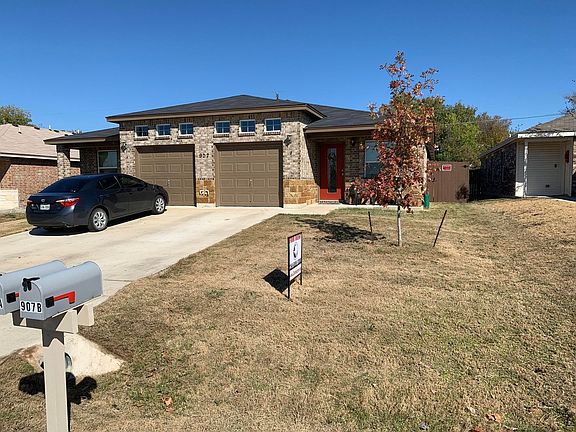2nd image of 907 Rosewood Dr