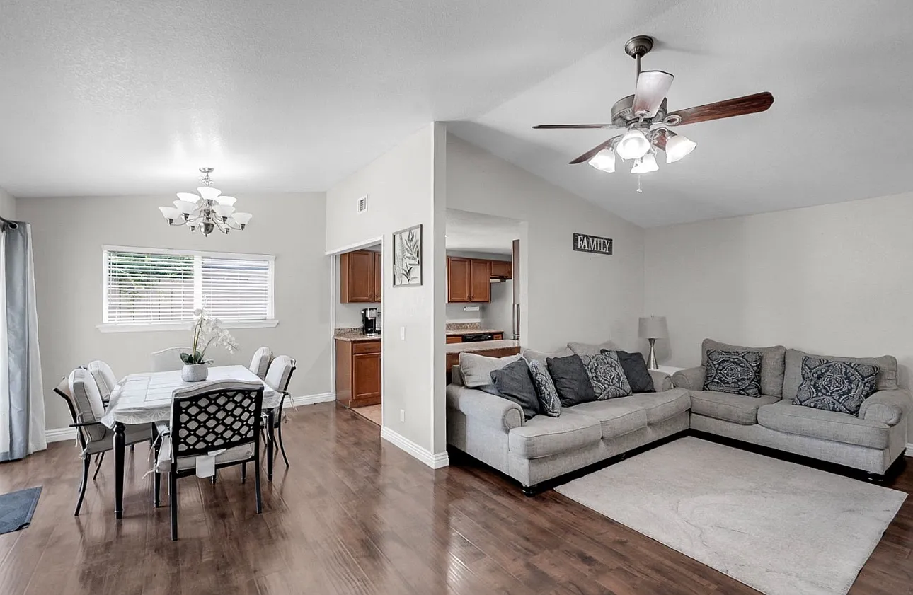 3 bed, 1158 sqft, $2,450 — Photo 4