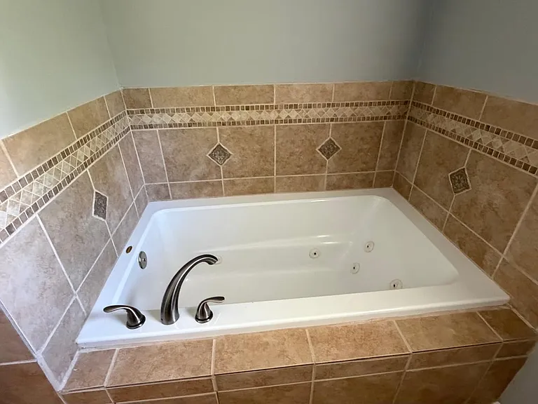 4008 Remington Oaks Cir — Photo 5