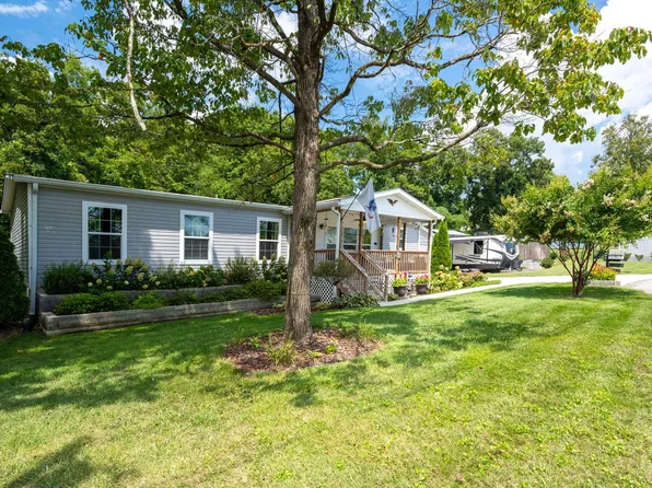 8691 Freida Ln, Hixson, TN 37343