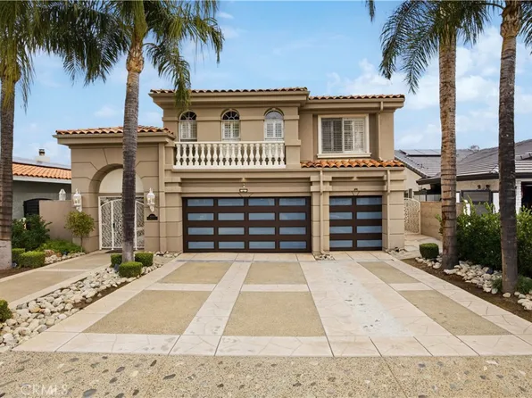 30140 Point Marina Dr, Canyon Lake, CA 92587