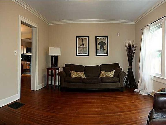 4th image of 4710 Carrollton Ave