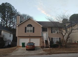 6396 Stonebridge Creek Ln, Lithonia, GA