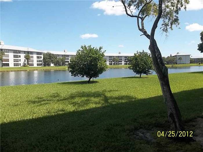 1st image of 9440 Poinciana Pl APT 111