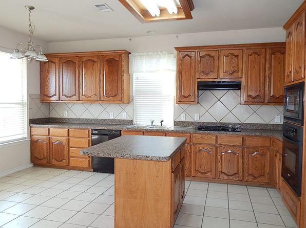 1423 Red Wolf Dr, Rockwall, TX 75087