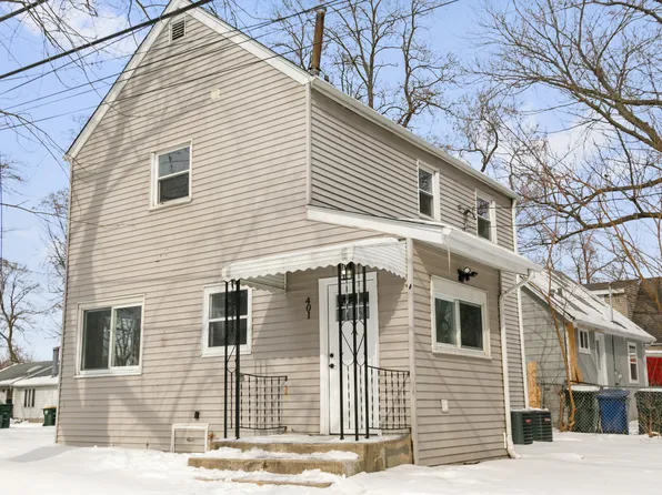 401 Fairlawn Dr, Round Lake Park, IL 60073