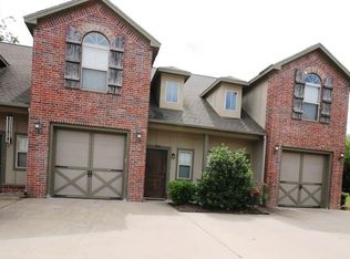 202 Tivoli Ln, Maumelle, AR 72113