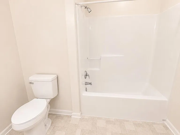 2235 Locksley Woods Dr #E — Photo 5