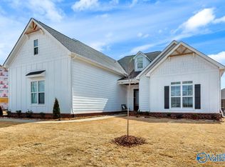 102 Parkland Hill Trce, Madison, AL 35756