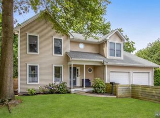 455 Piermont Ave, Hillsdale, NJ 07642