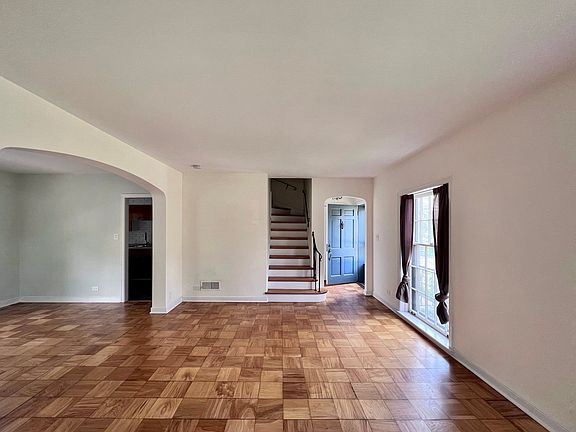5th image of 1 E Oak Ave #1