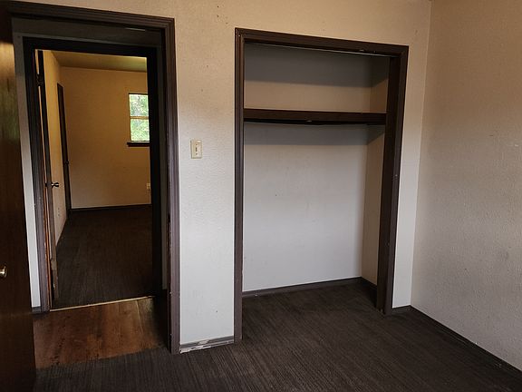 5th image of 600 E Poplar St #17
