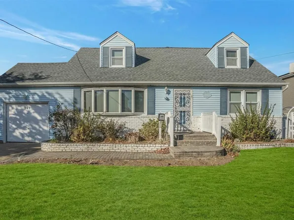 347 N Idaho Avenue, Massapequa, NY 11758