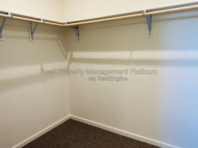 1477 Las Rosas Ave — Photo 11