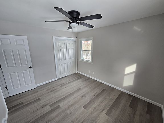 4th image of 152 The Brooklands Ave