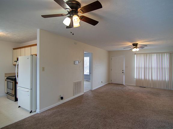 5th image of 1015 Tolliver Way