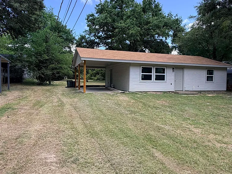 2941 Waterwood Dr — Photo 3