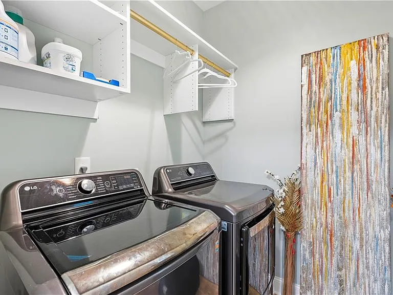 1704 Drew Dr NW — Photo 10