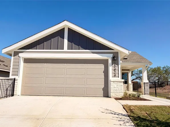 12424 Saint Thomas Dr, Del Valle, TX 78617