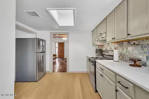 2723 Grant Ave — Photo 11