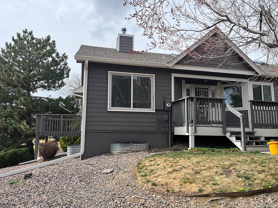 front of townhouse - end unit on golfcourse