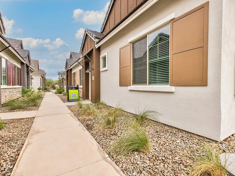 Village of Chandler — Photo 6
