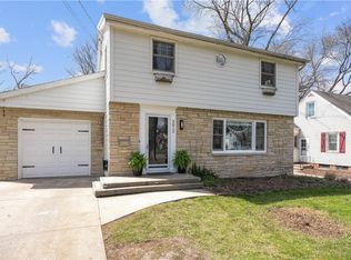 3012 44th St, Des Moines, IA 50310