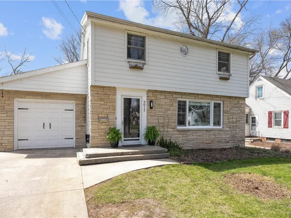 3012 44th St, Des Moines, IA 50310