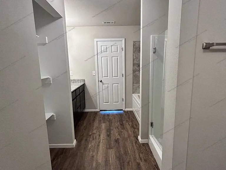8015 Dogwood Dr — Photo 23