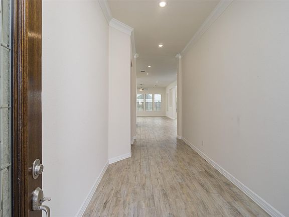 4th image of 5934 Wedgewood Heights Way