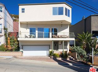 7037 Pacific View Dr, Los Angeles, CA 90068