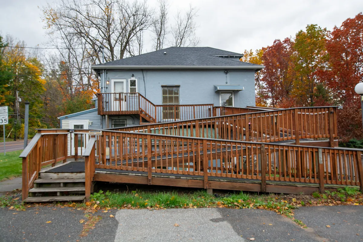 Building Photo - 67 Lincoln St #2